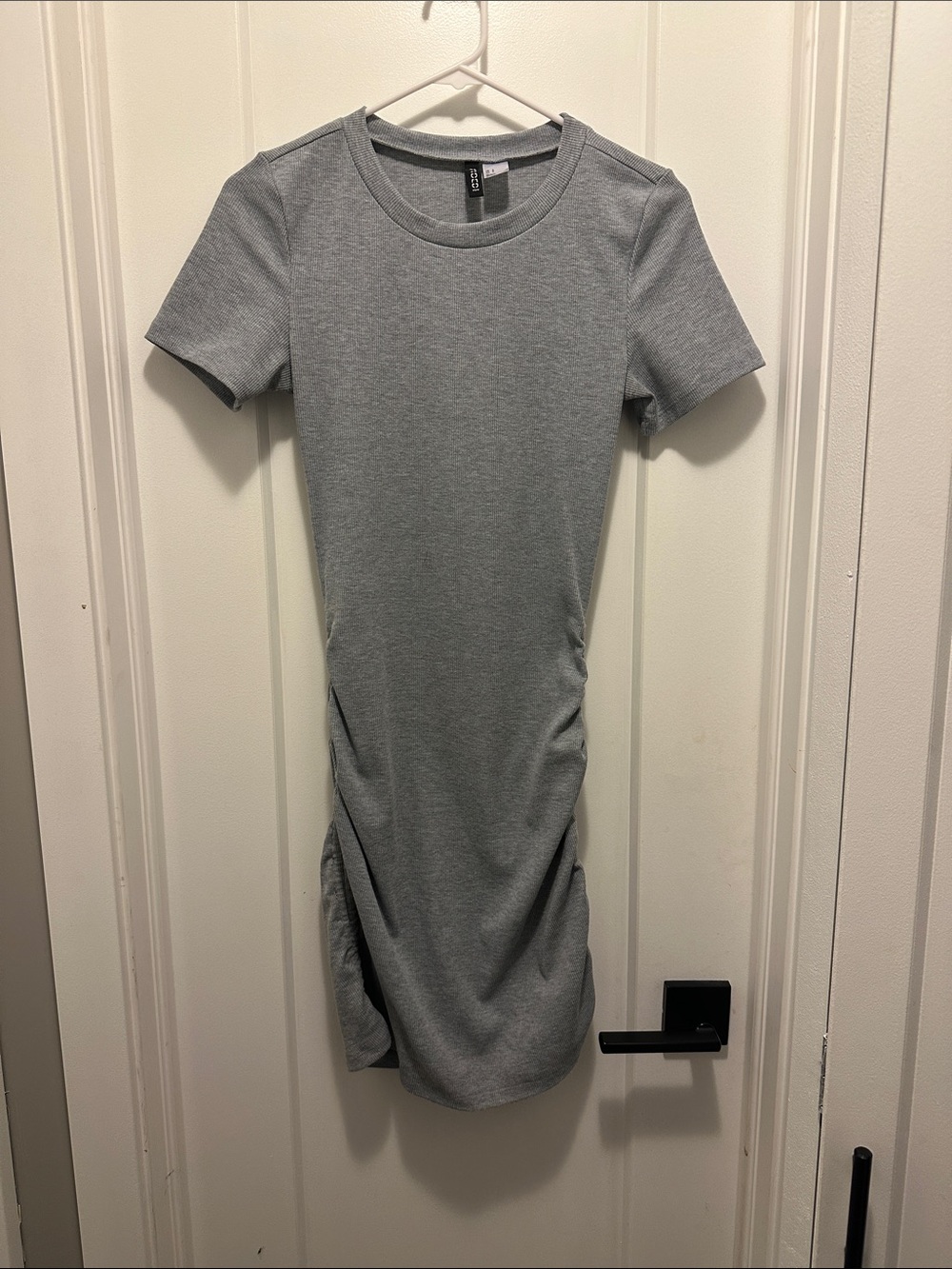 H&M Gray Short Sleeve Midi Bodycon Dress